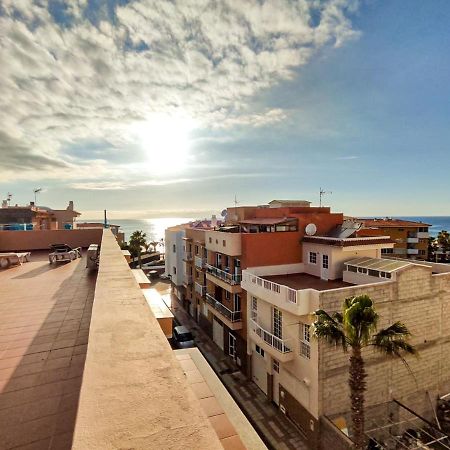 Beautiful Renovated Apartment With Air Conditioning Just Steps From The Sea In Playa San Juan Bagian luar foto